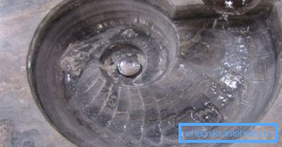 Дизайнерская конструкция из мрамора Дизайнерская конструкция из мрамора