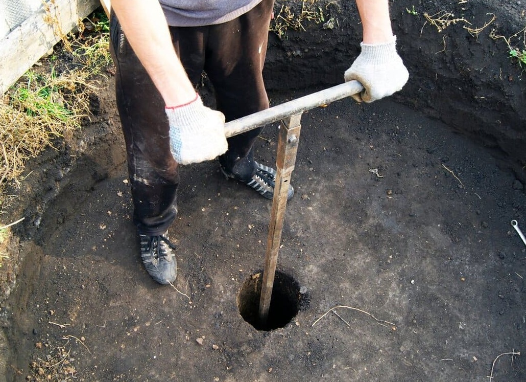 Бурение скважины водой под давлением своими руками: основные