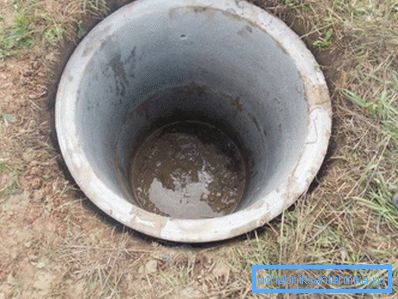 Без насоса работы продолжать невозможно – вода прибывает очень быстро Без насоса работы продолжать невозможно – вода прибывает очень быстро