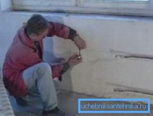Для закрепления радиатора необходимо установить кронштейны Для закрепления радиатора необходимо установить кронштейны