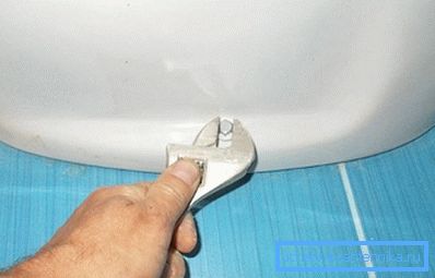 Фиксация с помощью специальных болтов Фиксация с помощью специальных болтов