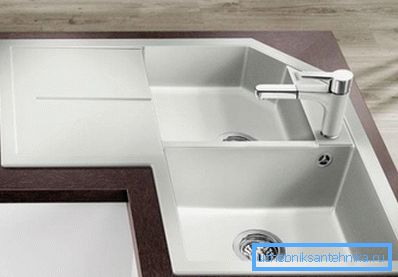 Из гранита изготавливаются самые лучшие мойки для кухни Из гранита изготавливаются самые лучшие мойки для кухни