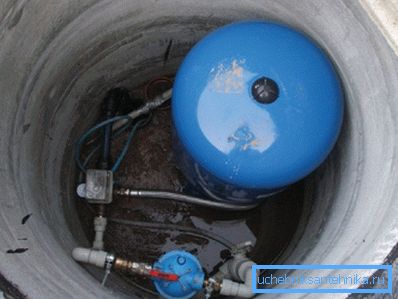 Кессон из бетонных колец с установленной системой Кессон из бетонных колец с установленной системой