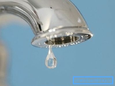 Кран перед отбором необходимо обработать спиртом