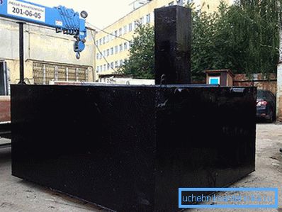Металлическая емкость