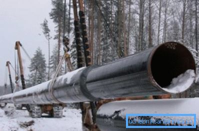 На фото - газопровод из сварных элементов На фото - газопровод из сварных элементов
