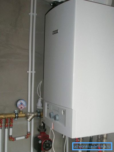Настенный газовый котел.