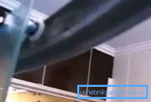 Навешиваем дверки Навешиваем дверки
