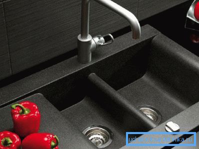 Особая эстетика и стиль гранитной мойки подчеркивают хороший вкус её хозяина. Особая эстетика и стиль гранитной мойки подчеркивают хороший вкус её хозяина.