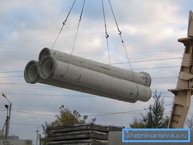 Пожалуй, единственный недостаток таких изделий – это большой вес. По этой причине при работе с ними требуется применение специализированной техники Пожалуй, единственный недостаток таких изделий – это большой вес. По этой причине при работе с ними требуется применение специализированной техники