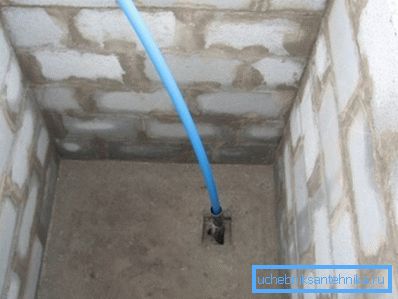 Приямок или обустройство скважины на воду без кессона Приямок или обустройство скважины на воду без кессона