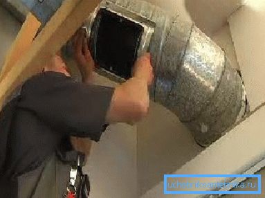 Самостоятельное изготовление смотровых лючков при их изначальном отсутствии Самостоятельное изготовление смотровых лючков при их изначальном отсутствии
