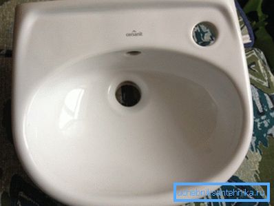 Считается, что подобные системы с местом для монтажа крана морально устарели, но они до сих пор пользуются большим спросом у современных пользователей Считается, что подобные системы с местом для монтажа крана морально устарели, но они до сих пор пользуются большим спросом у современных пользователей