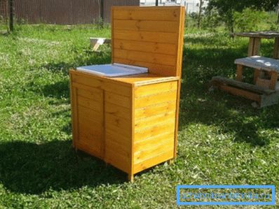 Тумба под дачный умывальник может быть изготовлена из любых подручных материалов: доски, фанеры, пластиковых панелей и т.д. Тумба под дачный умывальник может быть изготовлена из любых подручных материалов: доски, фанеры, пластиковых панелей и т.д.