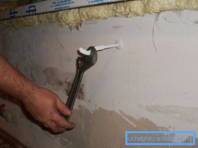 Установка кронштейнов для радиатора отопления – важный этап работы Установка кронштейнов для радиатора отопления – важный этап работы