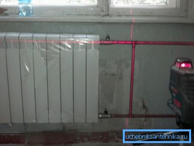 Выставляем горизонтально по уровню. Выставляем горизонтально по уровню.
