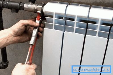 Закручиваем аккуратно, надежно, но без усилий. Закручиваем аккуратно, надежно, но без усилий.